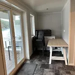 펜션 Rorbu I Gilsvagen - Egen Brygge - Batutleie Blaenes