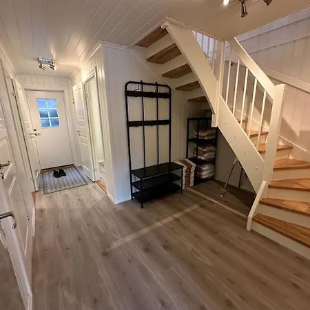 Holiday home Rorbu I Gilsvagen - Egen Brygge - Batutleie *