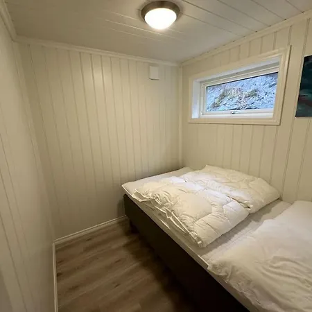 Rorbu I Gilsvagen - Egen Brygge - Batutleie 펜션 Blaenes