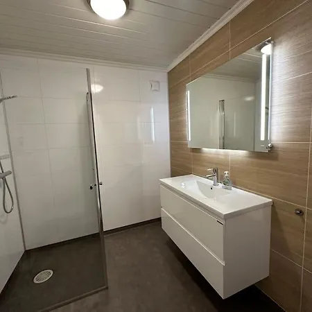 Дом отдыха Rorbu I Gilsvagen - Egen Brygge - Batutleie Blaenes